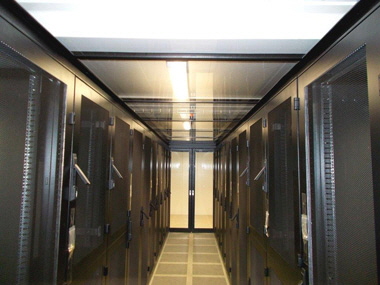 Fertigung Produktion von Kaltgang Warmgang Kaltgangeinhausungen Warmgangeinhausungen Kaltgangschottung Warmgangschottung Gangschottungen für Rechenzentrum - gefertigt bei Dirk John in Rodenbach Westerwald WW Fertigung Produktion von Kaltgang Warmgang Kaltgangeinhausungen Warmgangeinhausungen Kaltgangschottung Warmgangschottung Gangschottungen für Rechenzentrum - gefertigt bei Dirk John in Rodenbach Westerwald WW